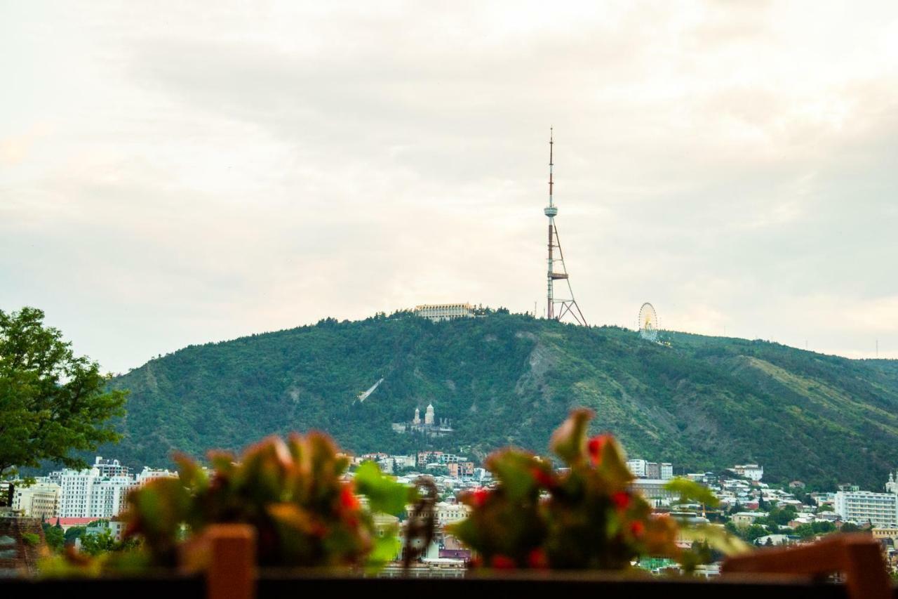 Tbilisi View Apartamento Exterior foto